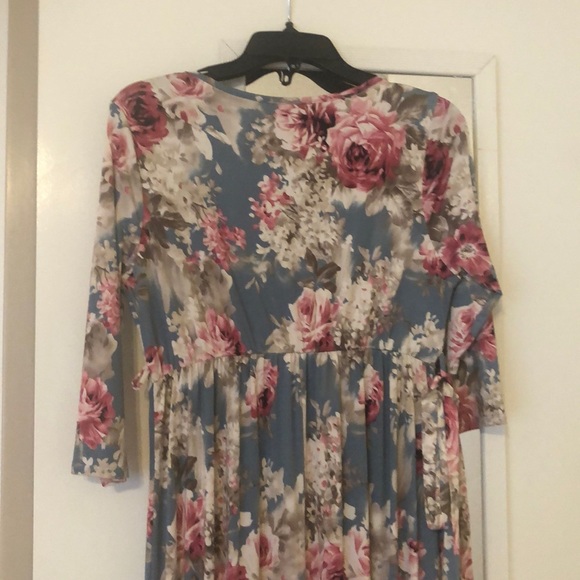 Pink Blush floral maternity dress - Picture 6 of 7